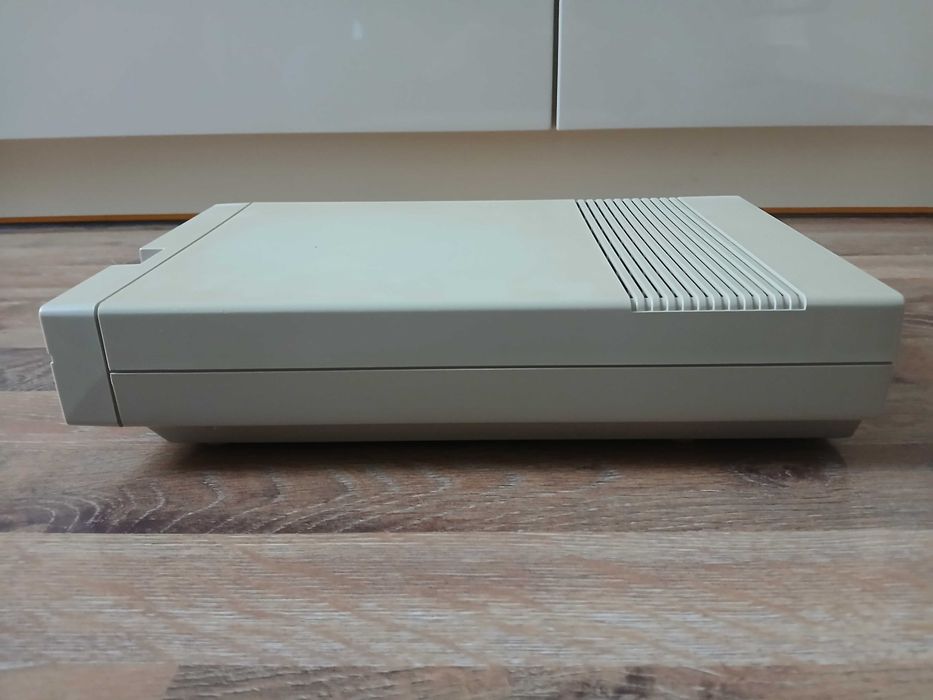 Commodore 1571 disk drive sprawna