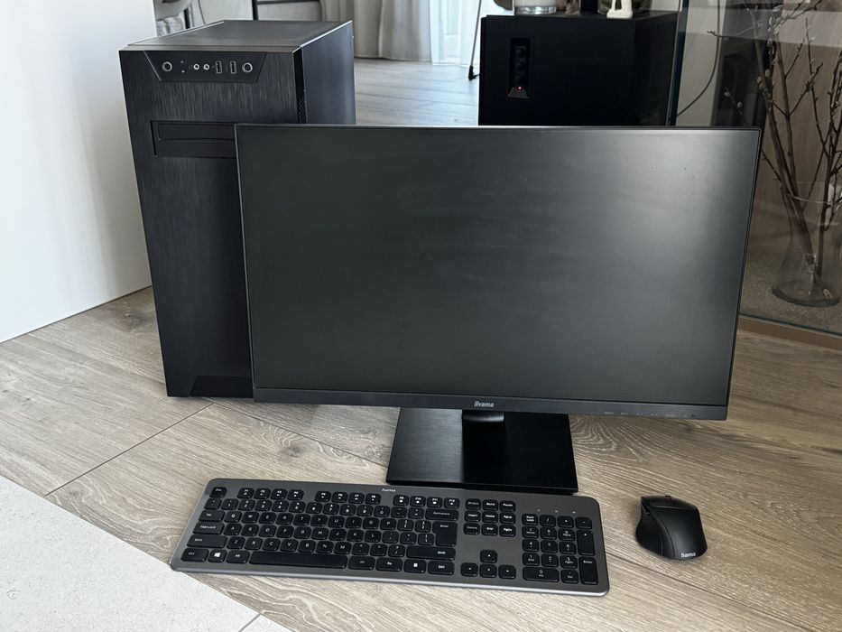 Komputer gamingowy / graficzny AMD Ryzen 5 3600 | GTX 1660 SUPER / 1,38 TB + monitor 24 cale