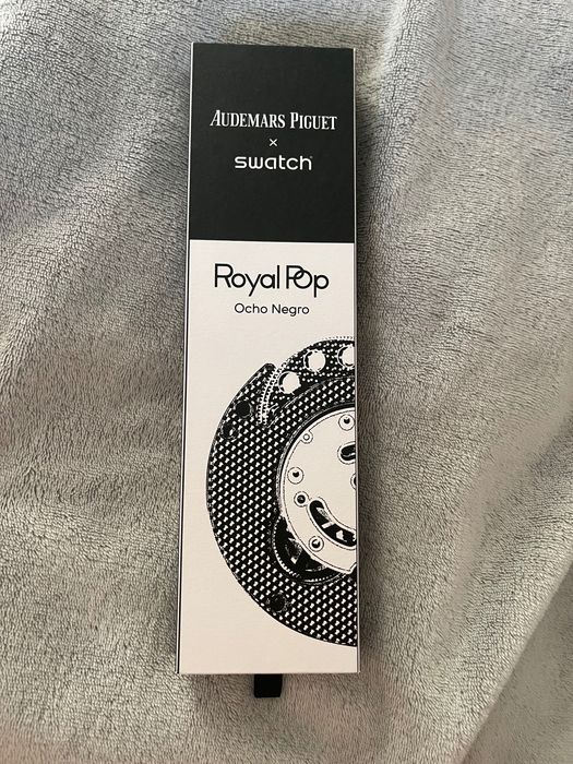 Zegarek AUDEMARS PIGUET swatch® Royal Op Ocho Negro