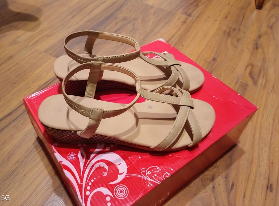 Sandałki marki Jo&Joe