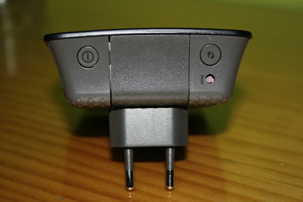 Linksys RE1000 AC/AP/Wi-Fi Range Extender64739480330498123