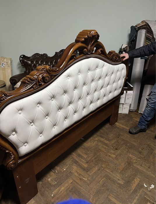 Перетяжка меблів ,перетяжка крісел ,перетяжка ліжка