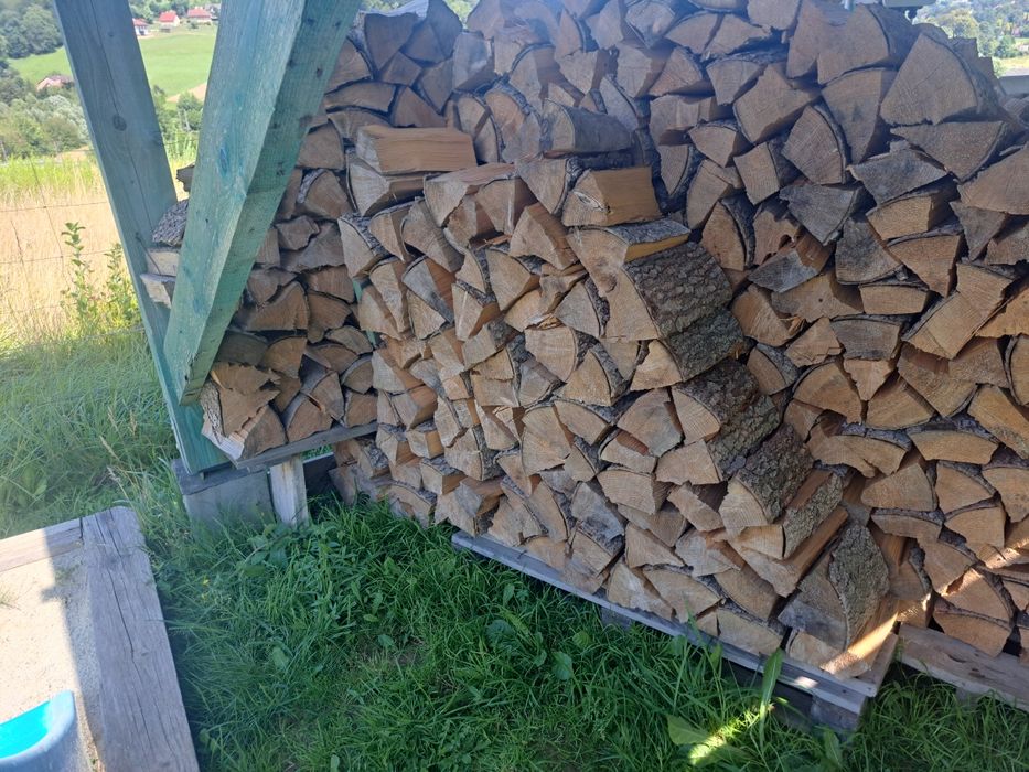 Suche drewno opałowe jodła