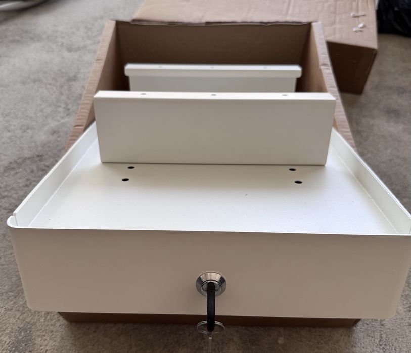 Gaveta com chave segurança