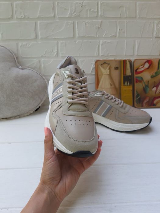 Кросівки Bogner 42 р Італія