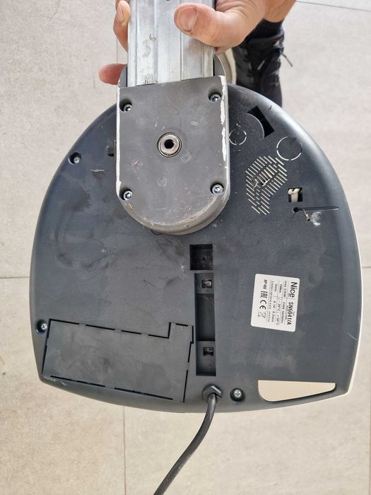 Motor Portão Garagem NICE SPIN com Calha e 1 Comando – Completo