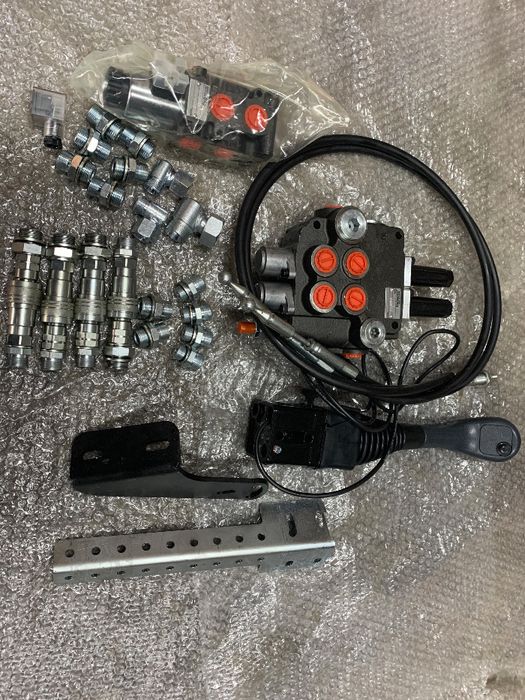 Комплект переоборудования на мтз,кун,погрузчик под джойстик 3 секции