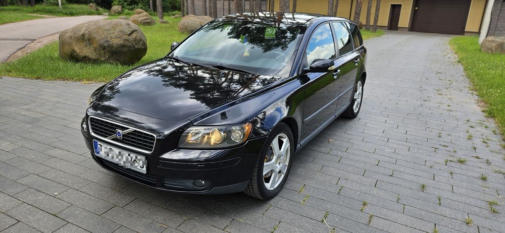 Volvo V 50 2005 рік 2.0 дизель для військових