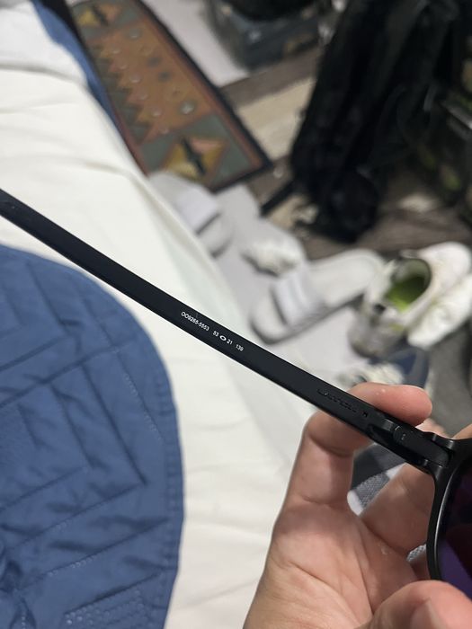 Oculos oakley latch