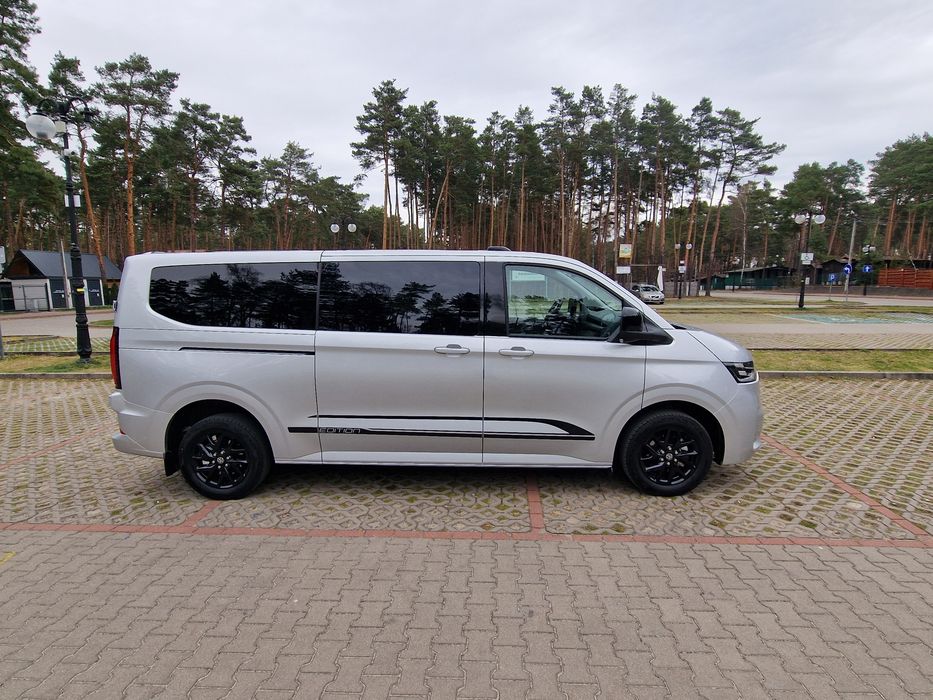 Wynajem busa 8-osobowego – Volkswagen Caravelle T7 Long