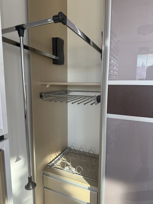 Szafa do pokoju przedpokoju Tanio!