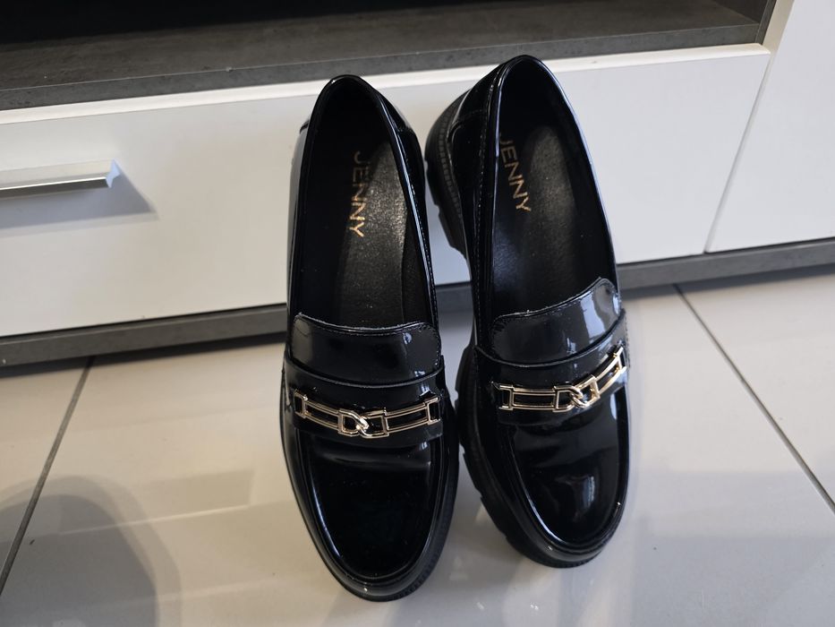 Loafersy mokasyny