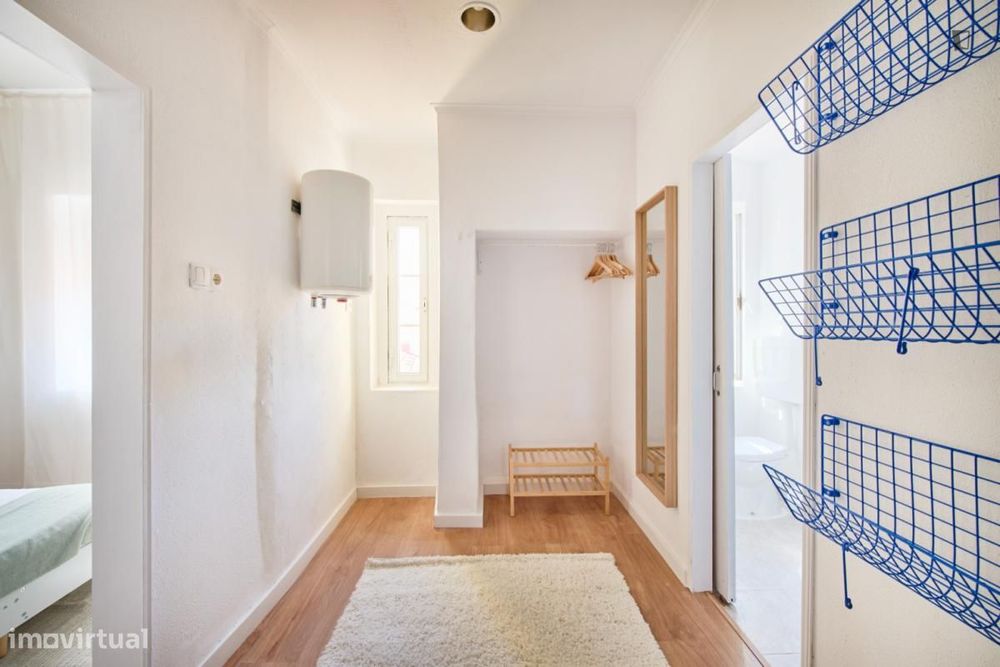 Quarto - localizado em São Bento Lisbon