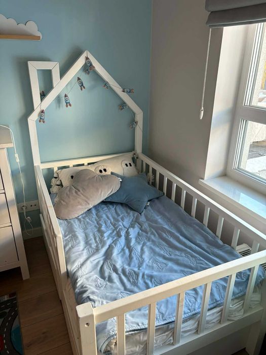 Łóżko dziecięce 140 x 70 cm