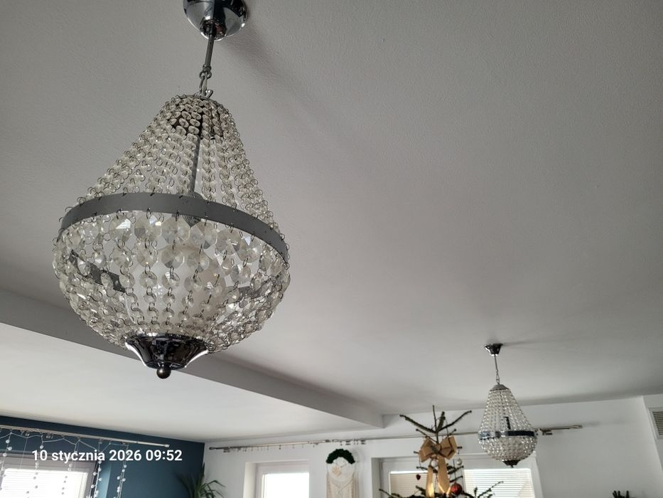 Lampa sufitowa z żarówkami