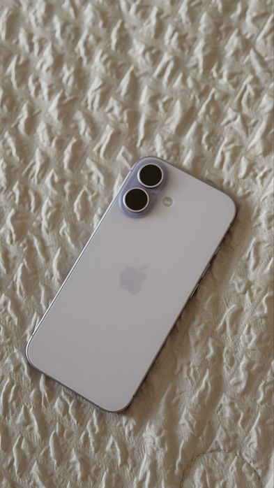 Iphone 17  NOVO 256gb LAVANDA