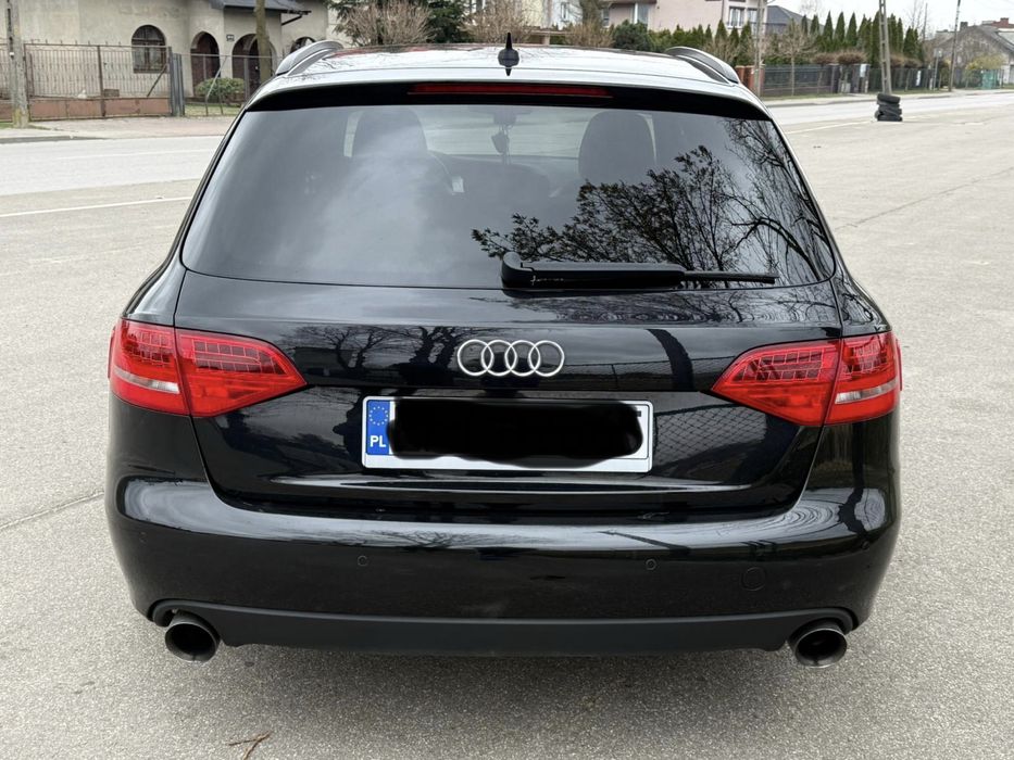 Audi a4b8 quattro s-line.
