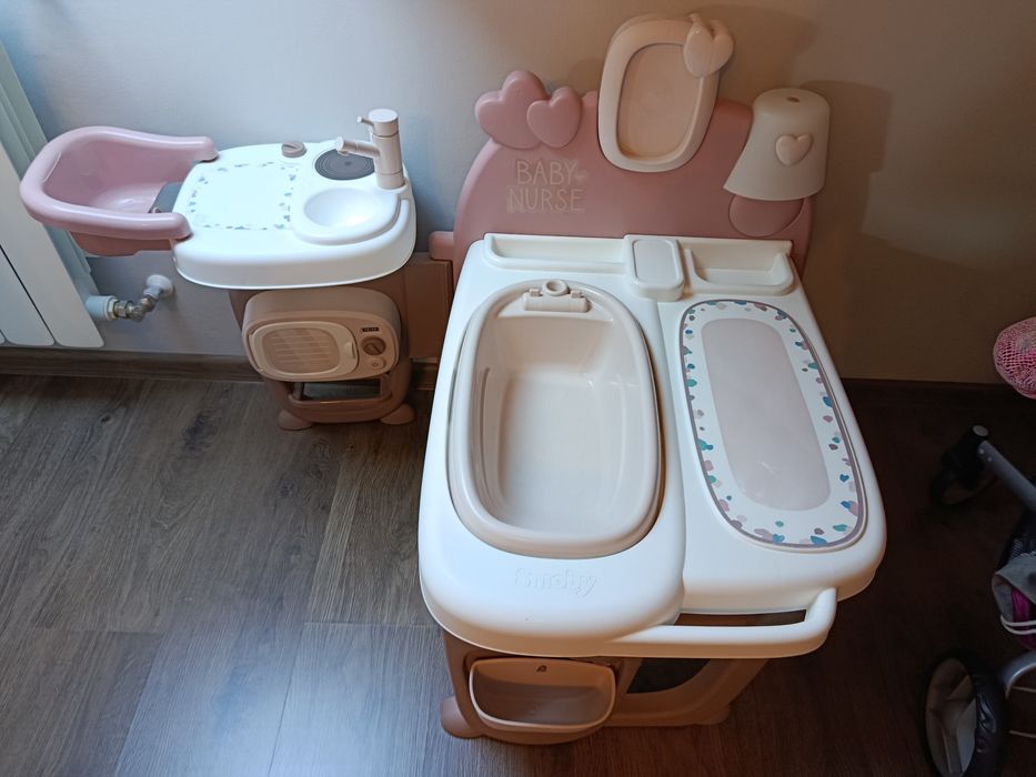 Duży kącik opiekunki Snoby