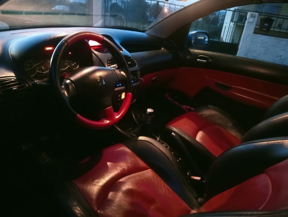Peugeot 206 CC impecável