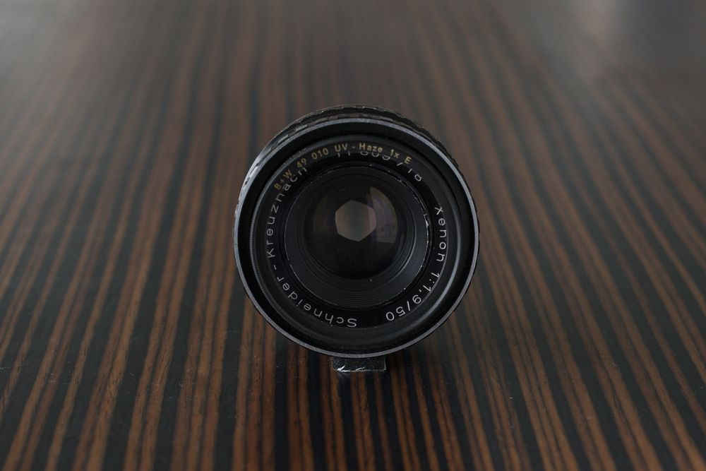 Schneider-Kreuznach Xenon 50mm f1.9 M42