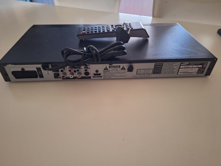 DVD  - Samsung  com comando