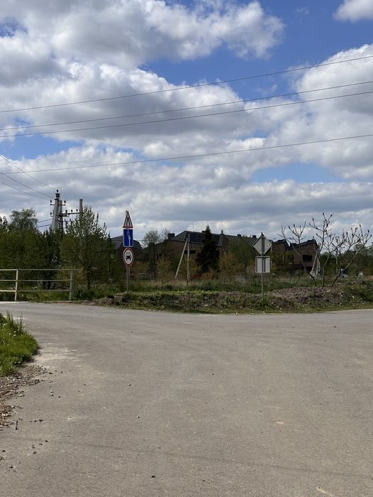 Класна ділянка Зубра під будівництво 10 сот