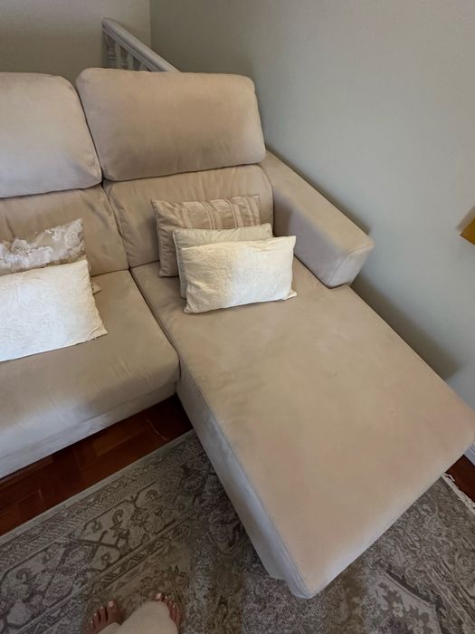 Sofá com chaiselongue