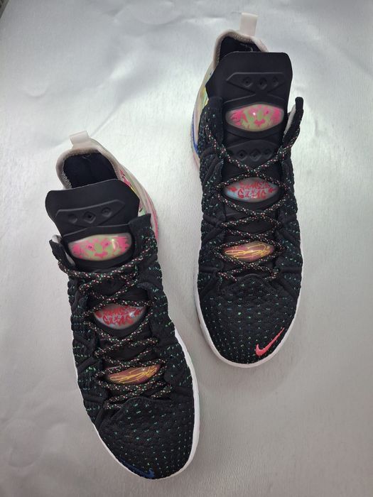Кроссовки Nike LeBron 18 Multicolor
