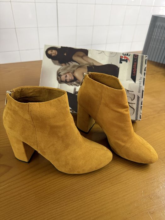 Botas feminina pull&bear