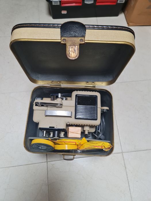 Projector Eumig P8 Phonomatic Antigo