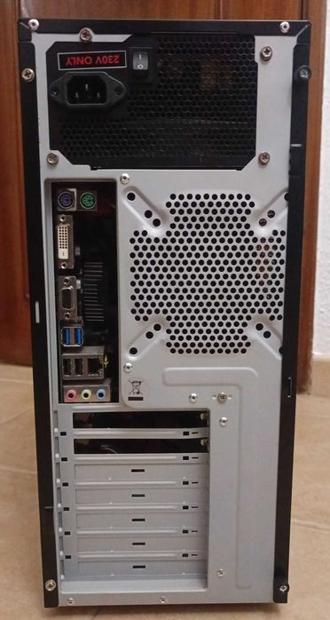 Torre Desktop Pc i3