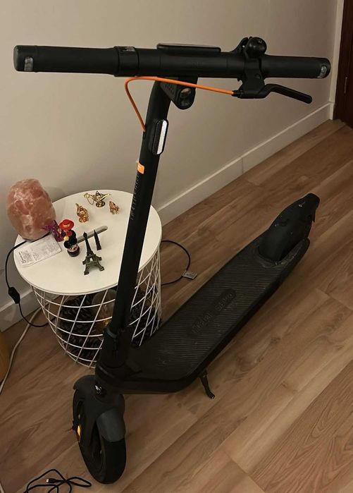 Trotinete Segway Ninebot E2 Pro E