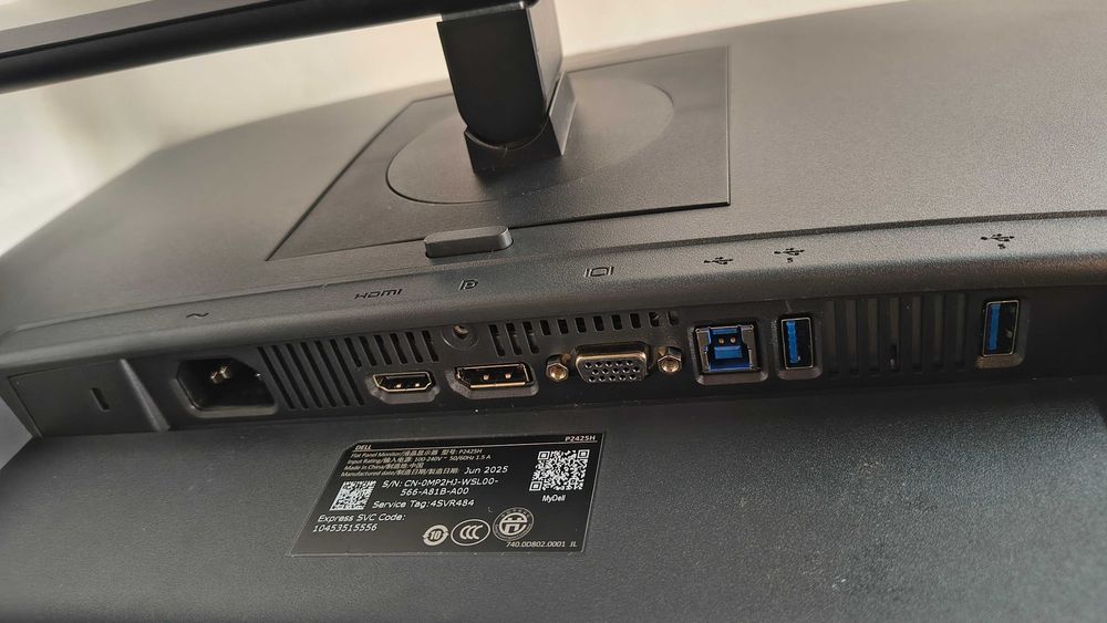 Monitor DELL P2425H 1920 × 1080px 100hz
