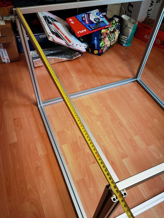 Enclosure Estrutura em Alumínio Extrudido