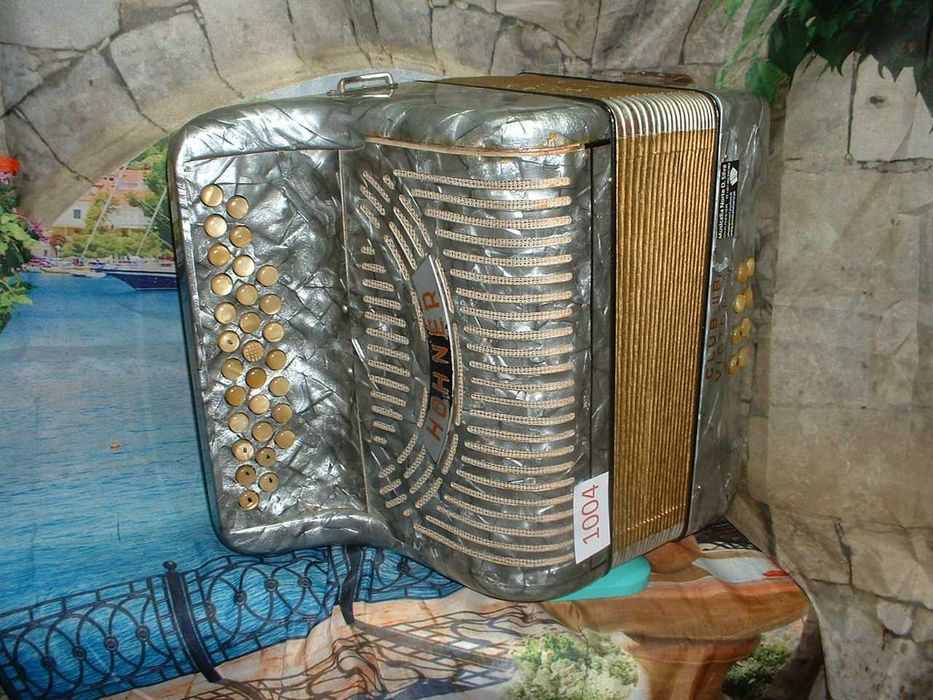 Concertina para venda N, 1004