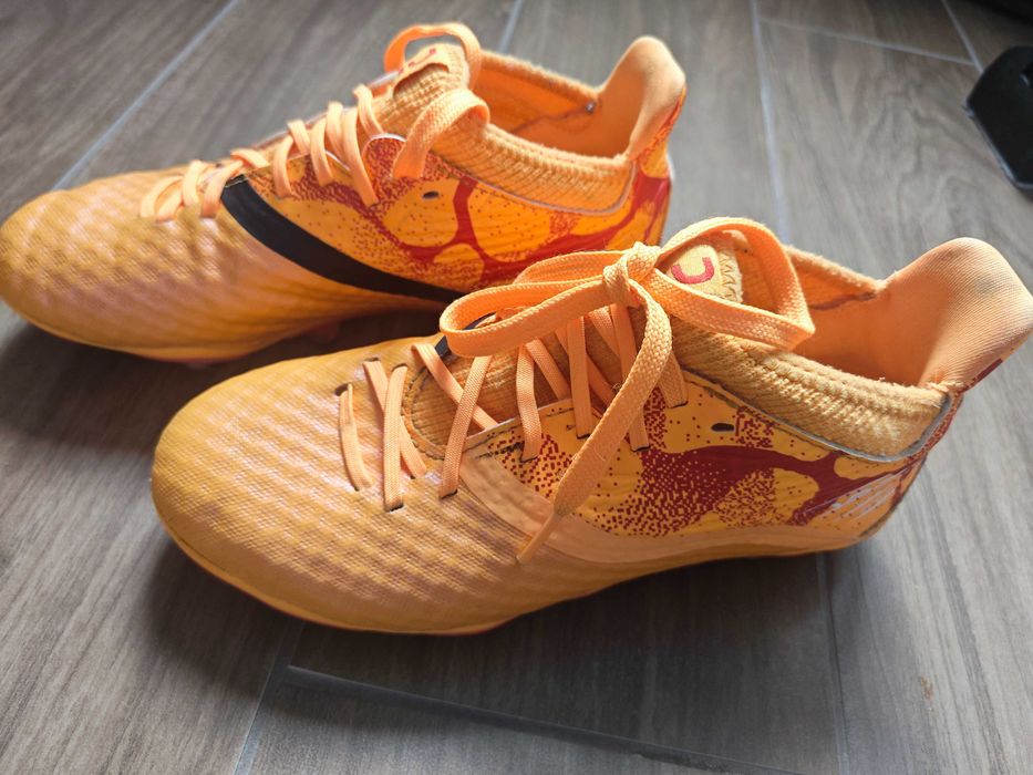 Buty korki rozmiar 34