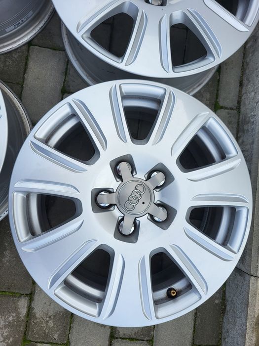 Felgi 6.5Jx16 5x112 ET33 Q2 Q3 A3 8P 8V A4 B5 B6 B7 A6 C5 C6 Golf Troc