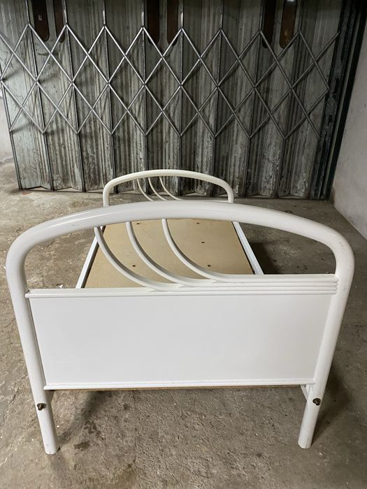 Cama de solteiro