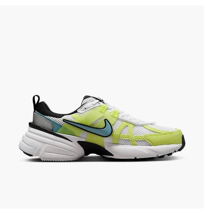 Кросівки чоловічі Nike V2K Run White/Green HJ9568-100