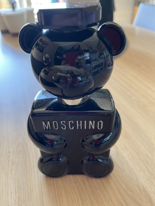 Frasco de perfume Moschino
