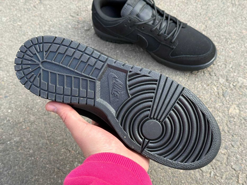 Нові кросівки Nike Dunk Low Retro SE. Розміри 40 42 43