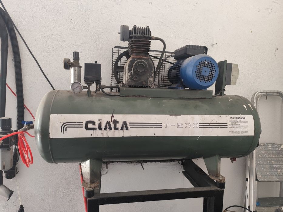 Compressor Ciata 200 l com fuga