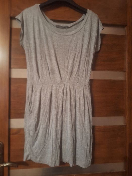 Sukienka tunika Glamorous rozm.S 100%viskoza stan bardzo dobry.