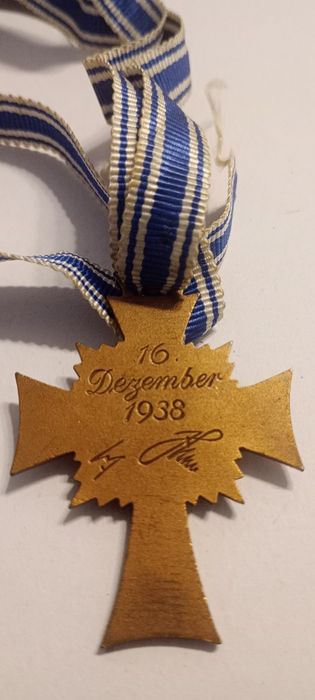 Militaria de Trincheira Cruz de Mãe alemã em Bronze