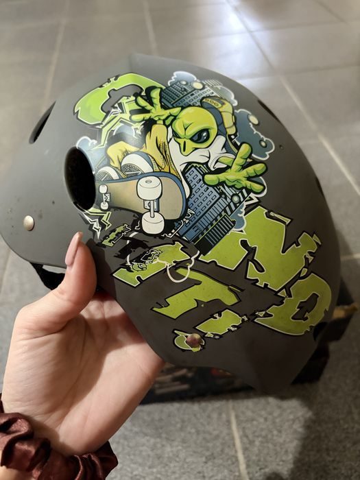 Skate capacete e proteções
