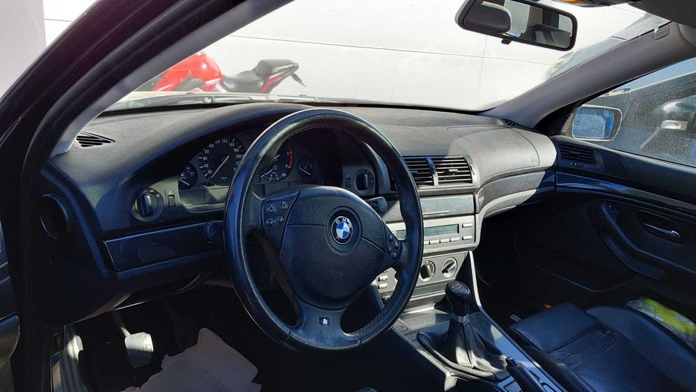 Carro BMW 530D bom estado ,
