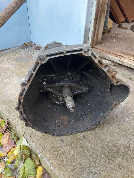 Коробка передач  Мерседес