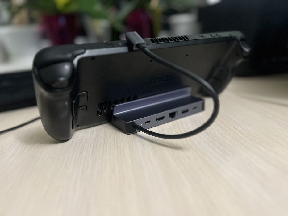 Steam deck lcd. SSD 256Gb + microSD 512 Gb + dockstation