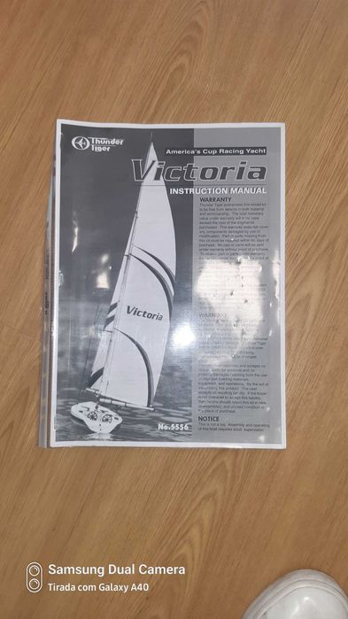 Veleiro RC Victoria