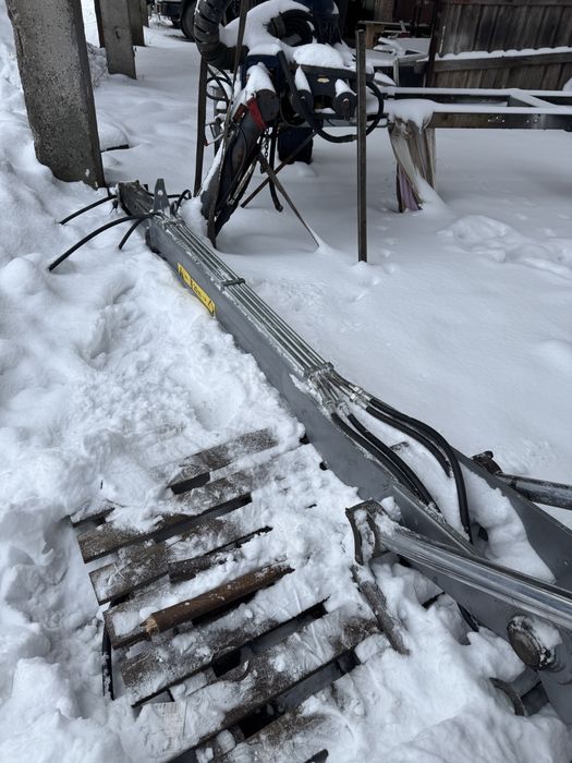 Лісовий кран маніпулятор PENZ